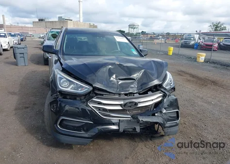 2017 Hyundai Santa Fe Sport 2.4L z USA, uszkodzony, nr VIN 5XYZT3LB4HG435266